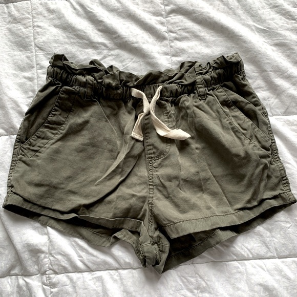 Green Paper Bag Shorts Boathouse - Picture 1 of 3